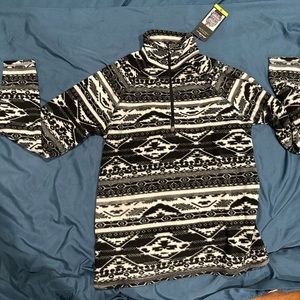 Eddie Bauer women’s fleece 1/4 zip. style fossil